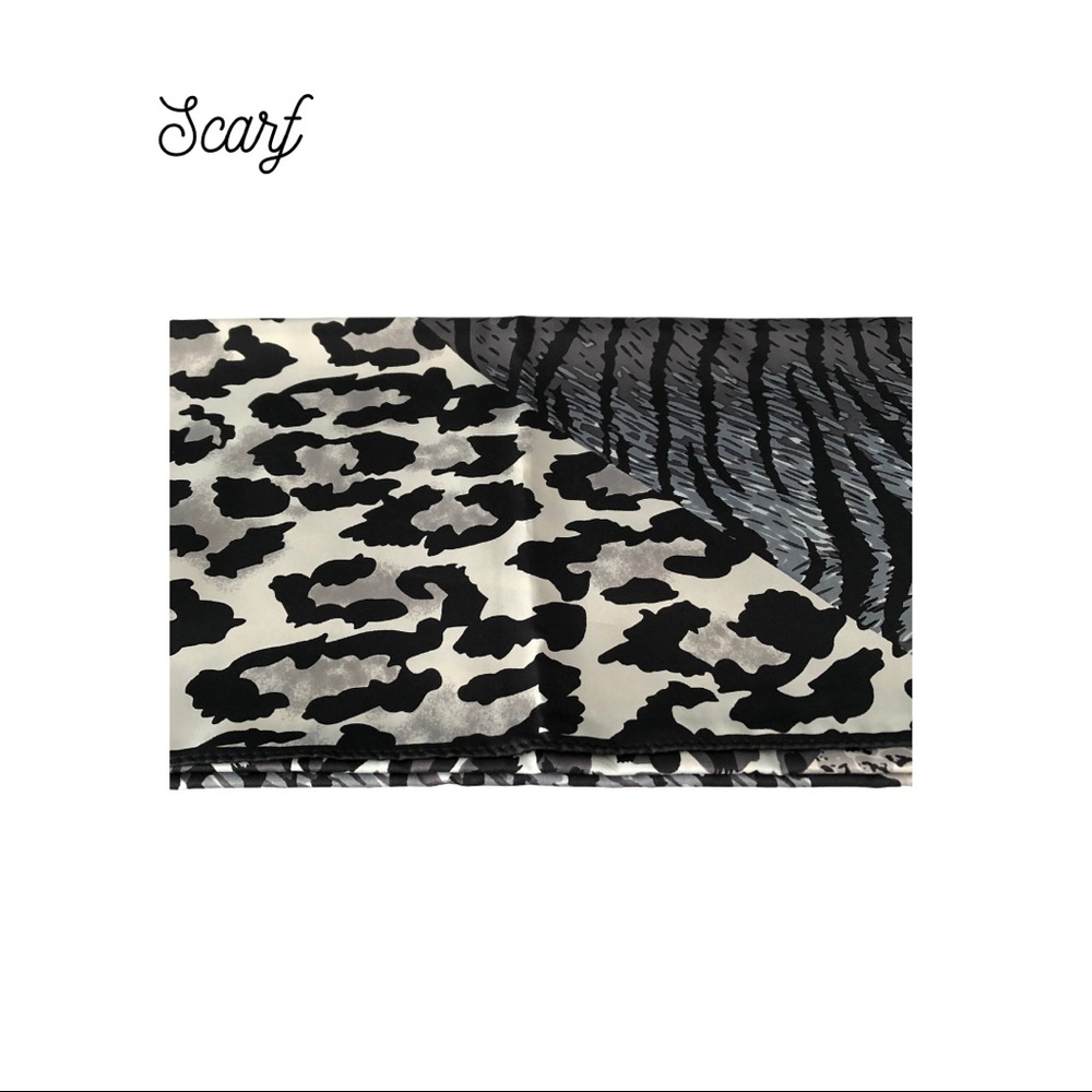 ANIMAL PRINT BLACK & WHITE SQUARE SCARF